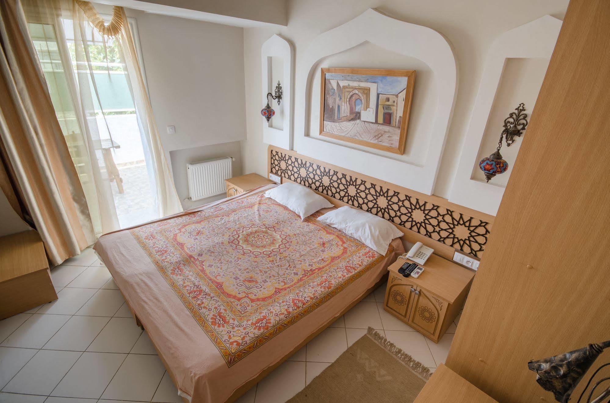 Hotel Saheb Ettabaa Tunis Luaran gambar